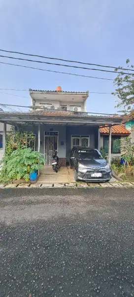 Dijual cepat rumah cluster 2 lantai aman, bebas banjir