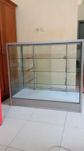 Etalase bekas warung panjang 120cm