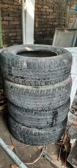 BAN BRIDGESTONE DUELER 265/65 R17 EX.PAJERO 4 PCS