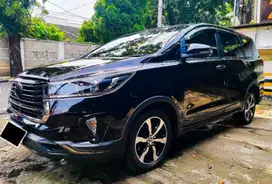 (LOW km 30rb an) Toyota Venturer Diesel 2021 AT Hitam Kijang Innova