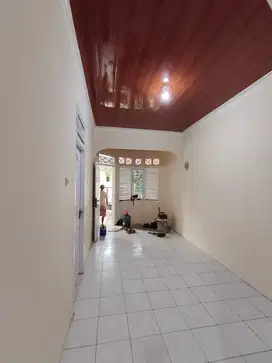 RUMAH 1,5 LANTAI RAPIH SIAP HUNI DI KRANGGAN PERMAI CIBUBUR