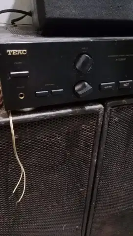 JUAL MURH 2 BOX SPEAKER&1 AMPLI KONDISI MSH BGS,GAK RSK,GAK BSA NEGO