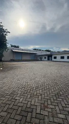 Disewakan Loading Dock + Office - Kawasan Safe n Lock - Sidoarjo