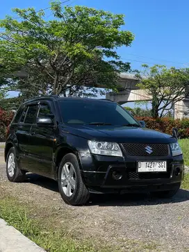 Grand vitara jlx 2006 AT hitam