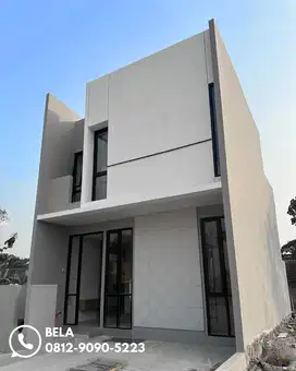 JUAL RUMAH 2 LANTAI KAWASAN ELIT DI KOTA MADIUN