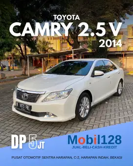 [MURAH DP 5Jt] Toyota Camry 2.5 V AT 2014, Putih