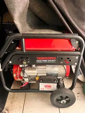 Merek Tiger, mesin genset listrik, baru di beli, bensin.