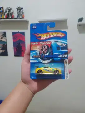 Hotwheels Nissan Z yellow