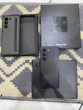Samsung Z Fold 5 12/512GB Fullset