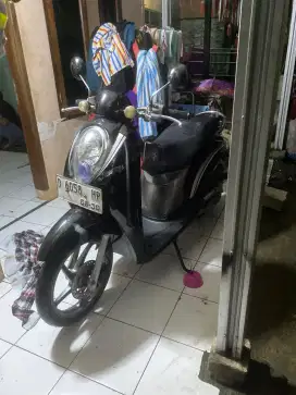 Jual Scoopy karbu 2010