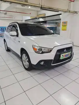 Gratis balik nama M. Outlander PX matic