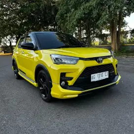 TOYOTA RAIZE TSS 1.0 AT TURBO TWO TONE 2022 TANGAN PERTAMA