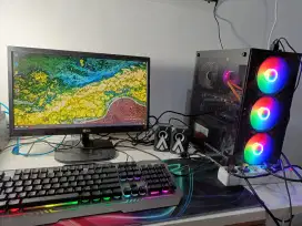 PC komputer Rakitan