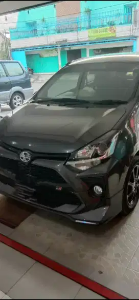 Toyota Agya GR 2022 abu abu metalik