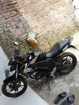 Bu jual Cb 150 R  pribadi