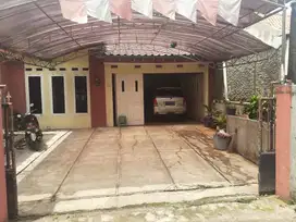 Dijual Cepat Rumah SHM Jalan Ali Cipayung Jakarta Timur