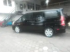 Nissan Serena 2010 Bensin