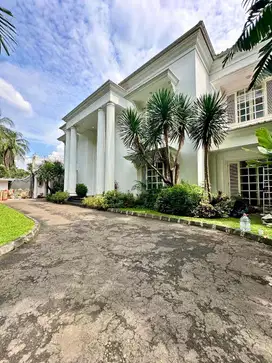 Dijual Rumah Area Senopati Kebayoran Baru Daerah aman dan tenang