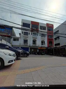 Ruko Pinggir jalan besar pemuda rawamangun