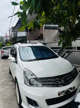 Nissan Grand Livina XV Ultimate 2013 Matic