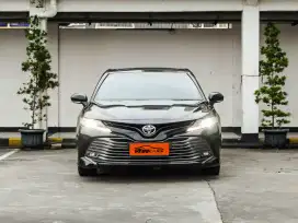 TOYOTA CAMRY 2.5 V thn 2019
