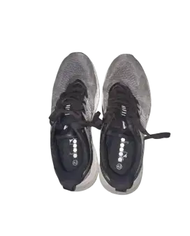 Sepatu Olah Raga No 42 Diadora