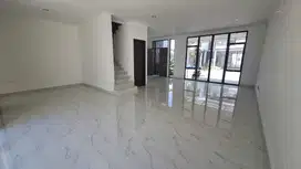 Jarang Ada! Disewa Rumah Permata Hijau Residence PIK 2 Uk 8x20