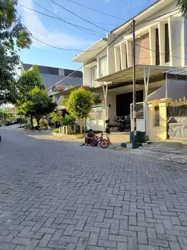 RUMAH DI KETINTANG SIAP HUNI HARGA BERSAHABAT