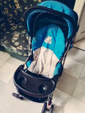 Dorongan bayi terawat bersih