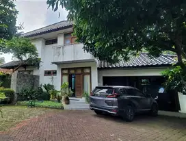 Rumah Besar Tanah Luas di Jl. Raya Lenteng Agung