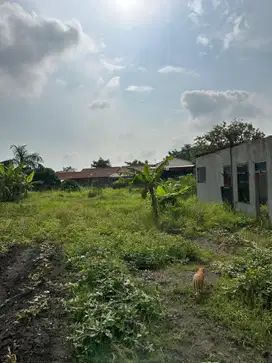 Di jual tanah pinggir jln letak strategis di cikande