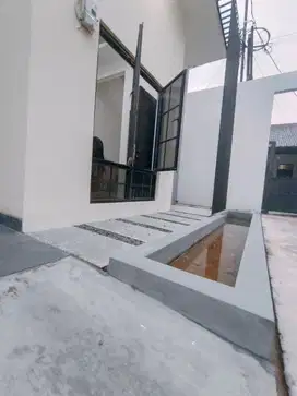 Dijual Rumah 2 Lantai Lokasi Strategis Dekat GDC