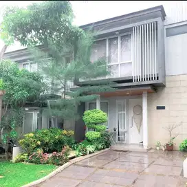 Rumah 2 Lantai di Citra Gran CBD Cibubur