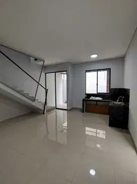 (FAST SALE) RUMAH SETIABUDI REGENCY, BANDUNG,  KOMPLEKS ELIT (NEGO)