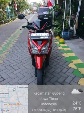 Dijual Honda Vario 2015 Merah – Pajak Panjang, Kondisi Istimewa!  Se