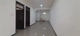 Jual Rumah Minimalis Baru Renov di Taman Holis Indah