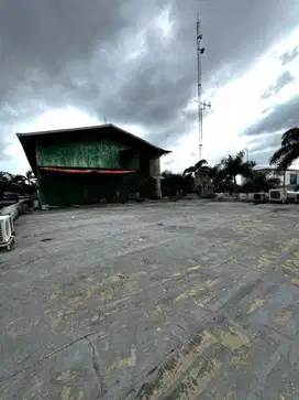 Gudang sunter hook akses container siap pakai