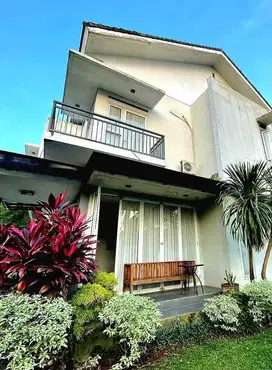 Dijual Murah Rumah Mewah Cirendeu
