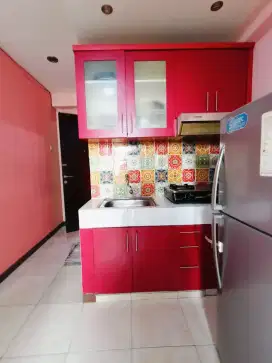 DISEWAKAN APARTEMEN 2 BR FULL FURNISH BULANAN DI JAKARTA TIMUR