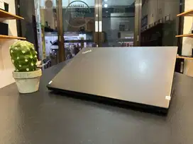 LAPTOP LENOVO THINKPAD T490S// TOUCHSCREEN