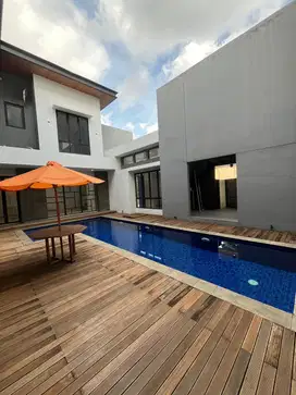 Rumah Brand New Ala Bali With Pool Emerald Cove Gading Serpong