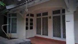 Di Jual Cepat Rumah Pisok Bintaro Sektor 5