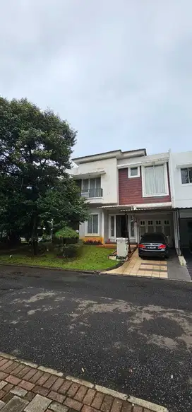 Dijual Rumah Cozy Cluster Chalcedony PHG Gading Serpong