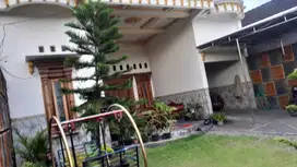 Jual murah rumah 2 lantai di kota Kediri harga di bawah pasar