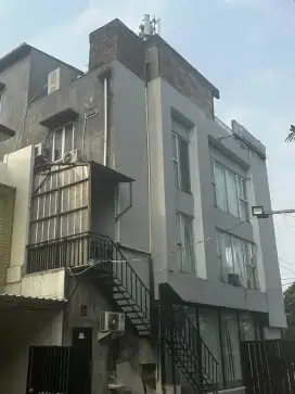 Ruko Strategis Pinggir Jalan Raya Cibubur Jakarta Timur Nego