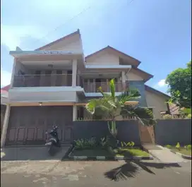 Rumah MURAH Lokasi Hoek di Setra Dago Antapani Kota Bandung