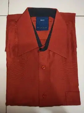 KEMEJA LENGAN PANJANG STANLEY ADAMS SLIM FIT [TERACOTA]