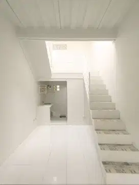 Rumah Petak 3 Level Lantai di Cipayung, Jakarta Timur