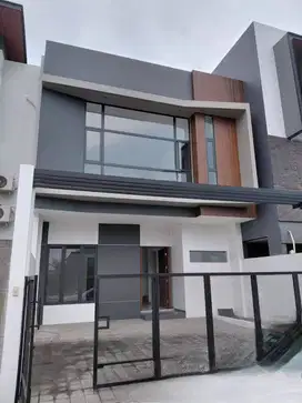 Dijual Rumah Baru Minimalis di Setraduta Bandung