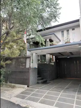 Dijual Murah Rumah di Setraduta Bandung Terawat Furnished
